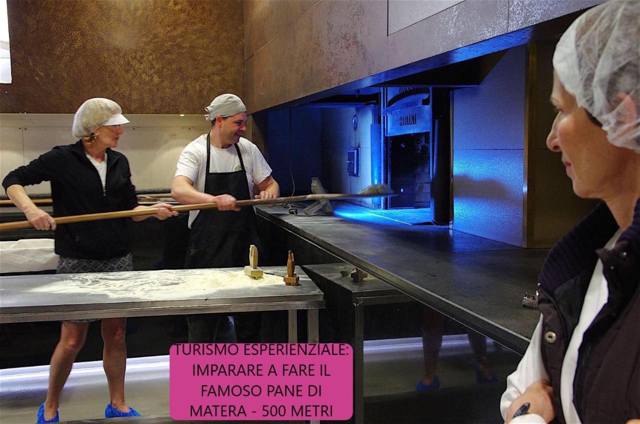 Dimora Mefite-Camere Con Bagno Privato E Self Check-In Matera Buitenkant foto