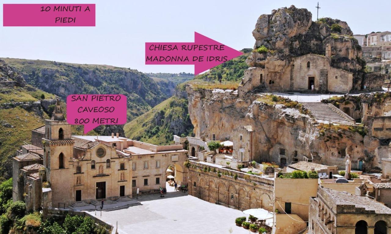 Dimora Mefite-Camere Con Bagno Privato E Self Check-In Matera Buitenkant foto